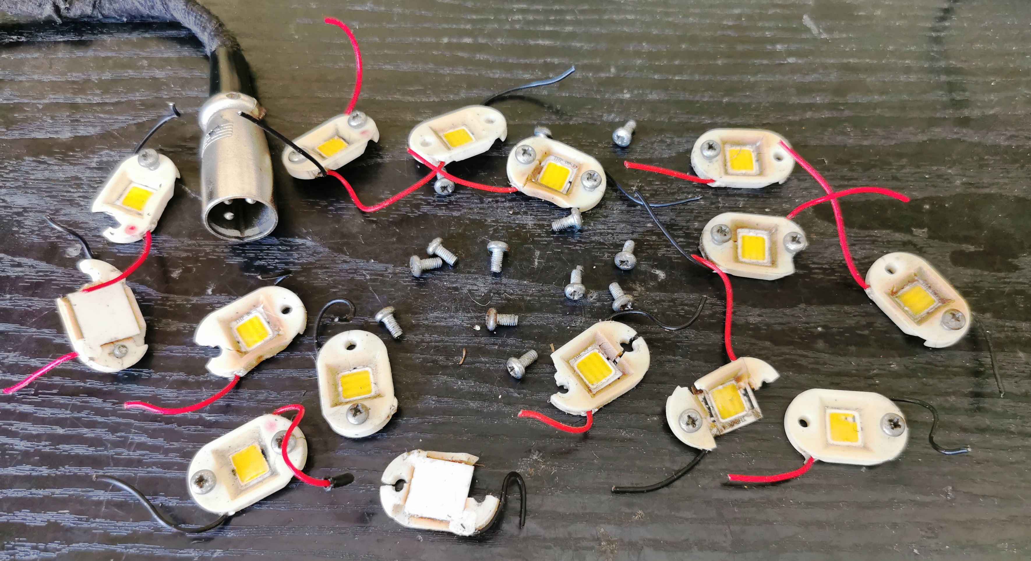 LED